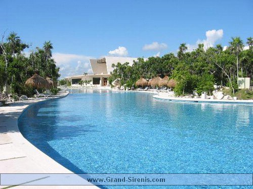 Images-g499445-d599193-b1546392S-2nd_pool_restuarants_in_background-Grand_Sirenis_Riviera_Maya-Akumal_Yucatan_Peninsula.jpg